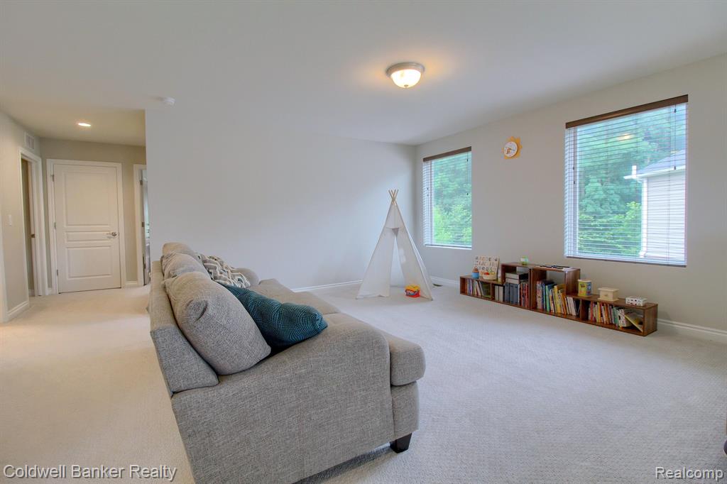 44298 BILLINGS Drive, Novi, MI 48377 — Photo 23