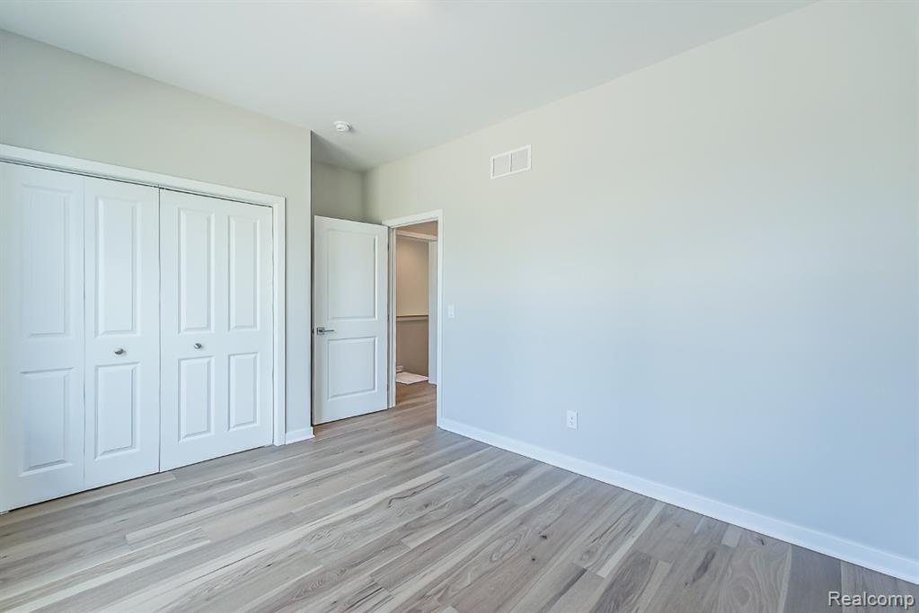 9758 Iosco Ridge Drive, Gregory, MI 48137 — Photo 20