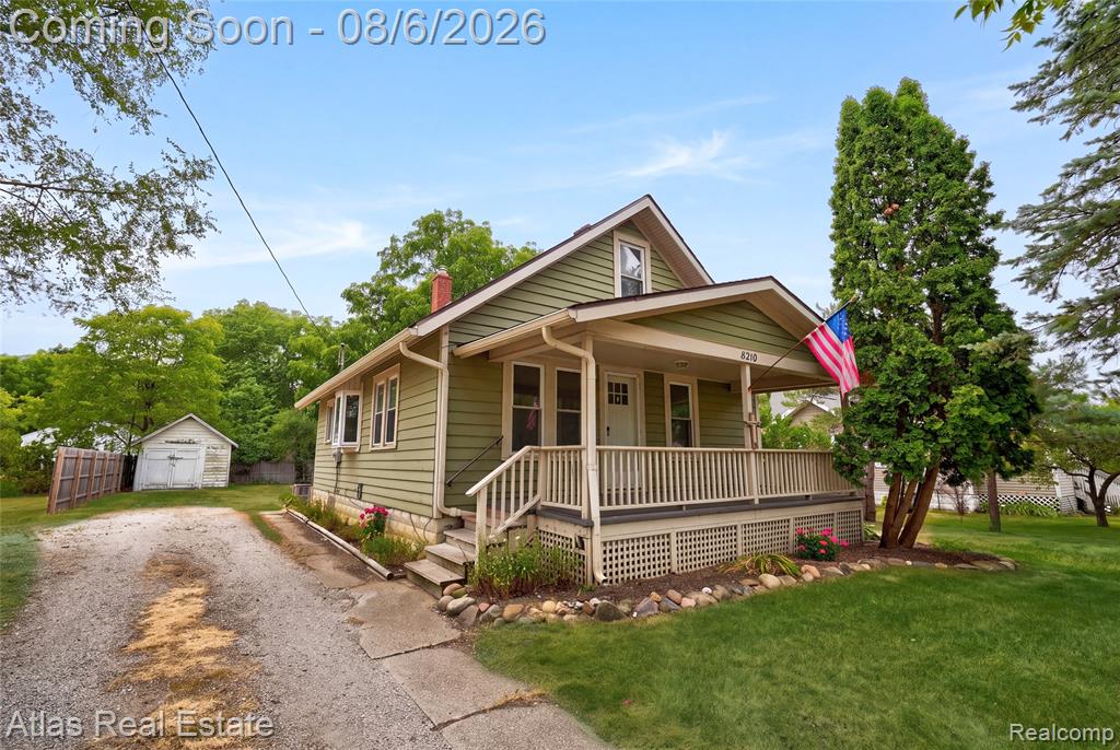 8210 S State Road, Goodrich Vlg, MI