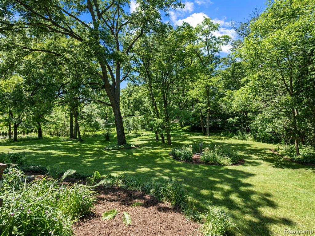 5151 N ADAMS Road, Bloomfield Hills, MI 48304 — Photo 32