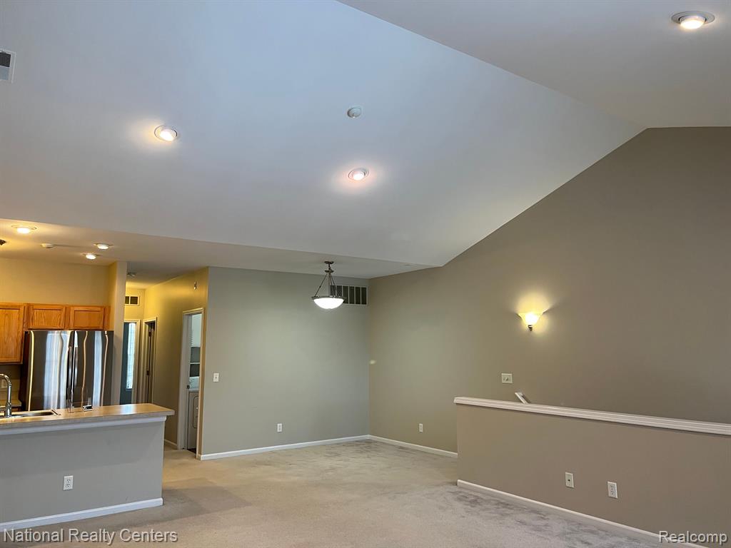 40564 BLYTHEFIELD Lane, Canton, MI 48188 — Photo 41