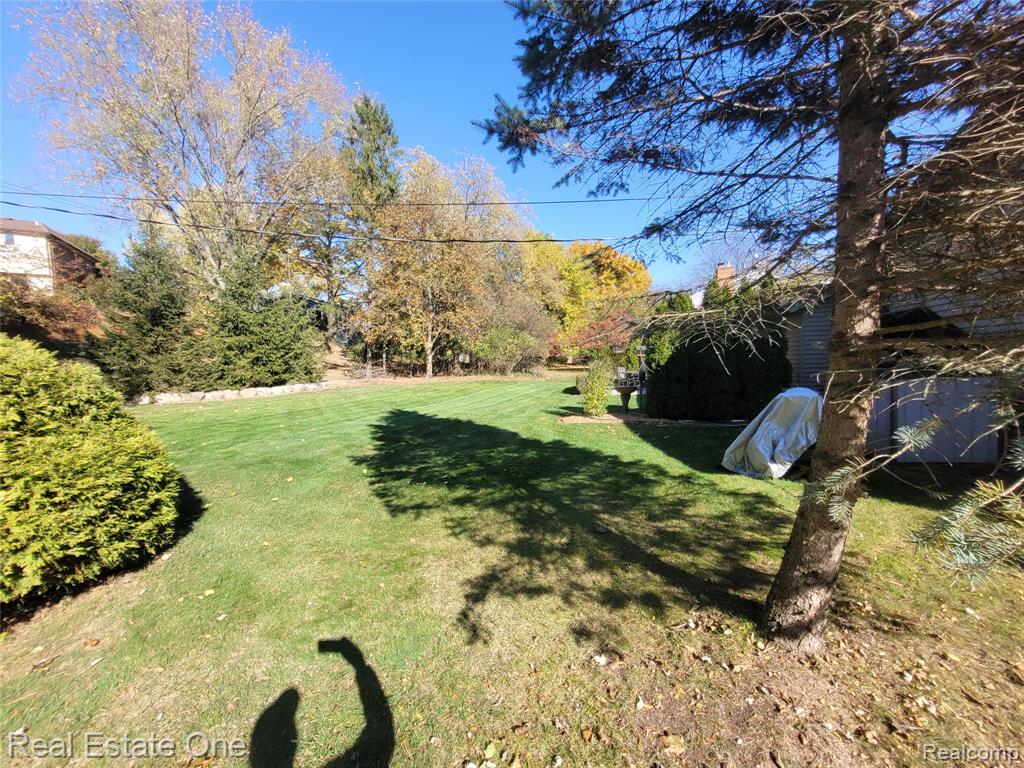 732 Rutgers Road, Rochester Hills, MI 48309 — Photo 33