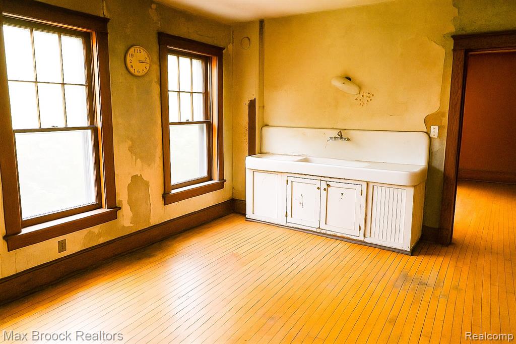 24 Ridge Road, Pleasant Ridge, MI — Photo 19
