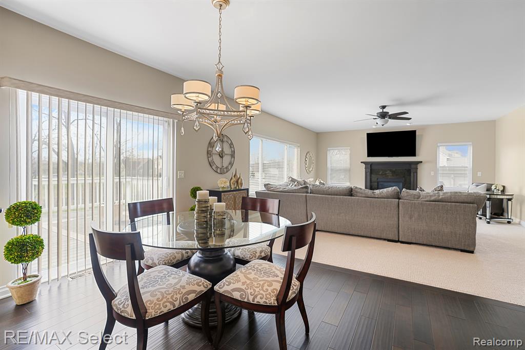 9212 HIDDEN OAKS Drive, Grand Blanc, MI 48439 — Photo 8