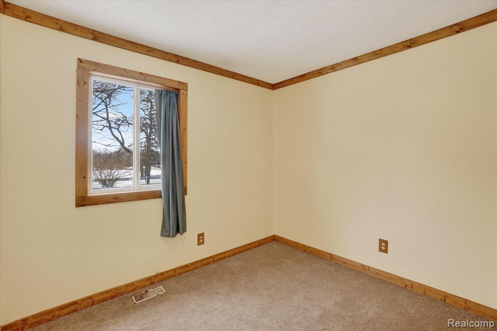 4480 W Grand River Road, Owosso, MI 48867 — Photo 11
