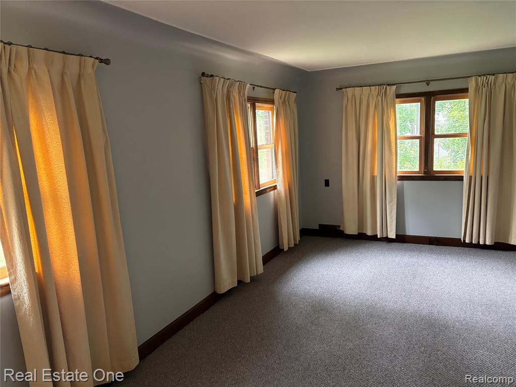 109 W Kennett Road, Pontiac, MI 48340 — Photo 21