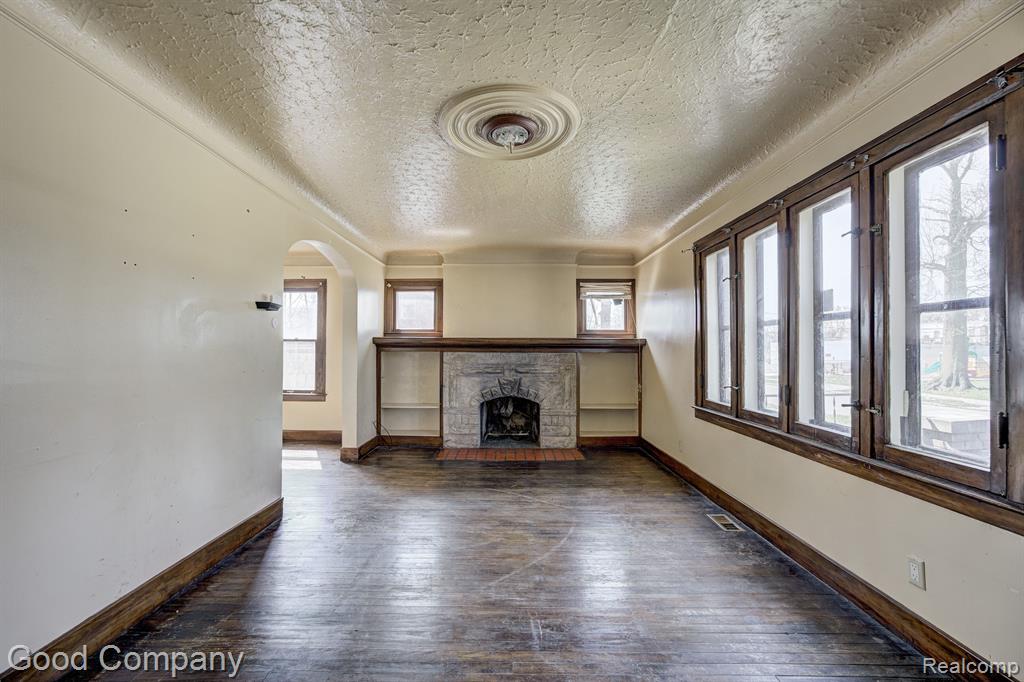 5050 THREE MILE Drive, Detroit, MI 48224 — Photo 2