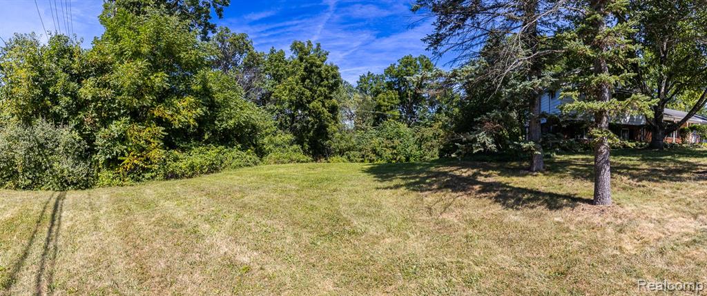 8410 Elizabeth Lake Road, White Lake, MI — Photo 43