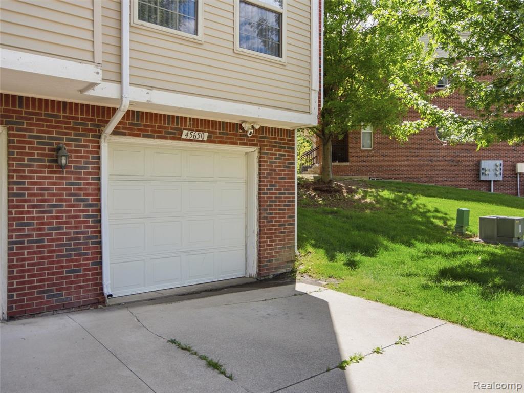 45650 Kennedy Avenue, Shelby Twp, MI 48315 — Photo 36