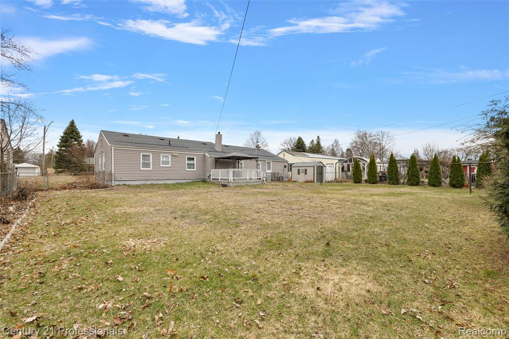 4155 Kempf Street, Waterford, MI 48329 — Photo 7