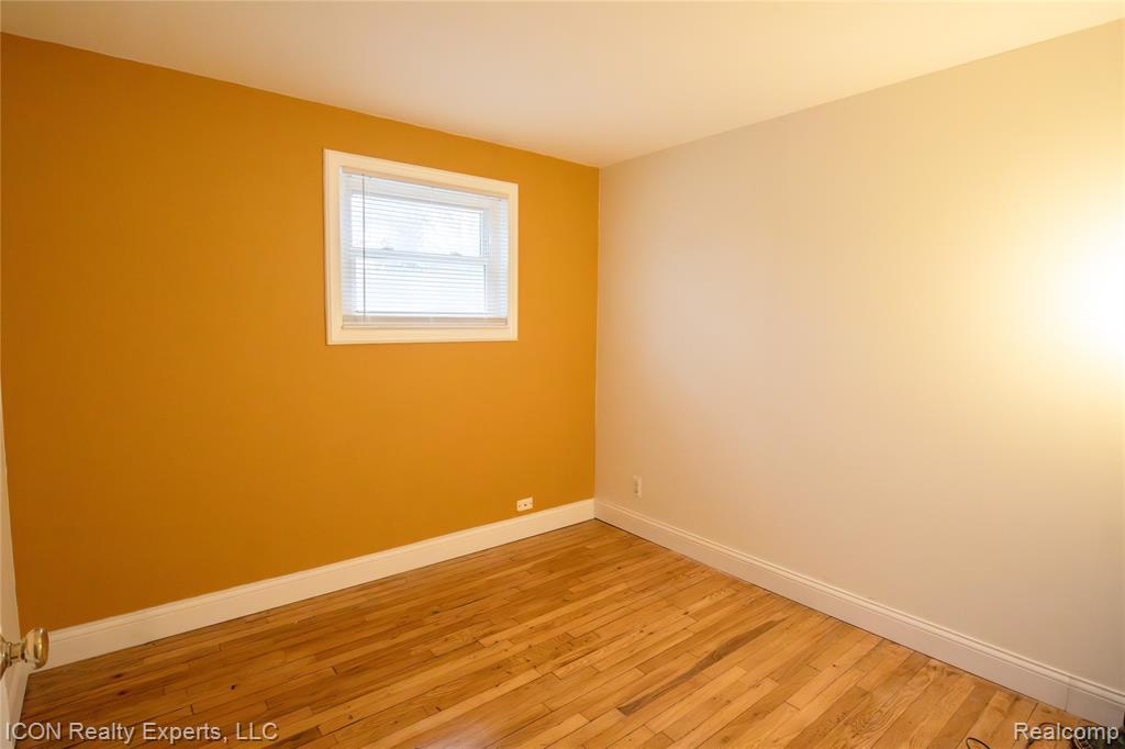 6838 Braun, Center Line, MI 48015 — Photo 13