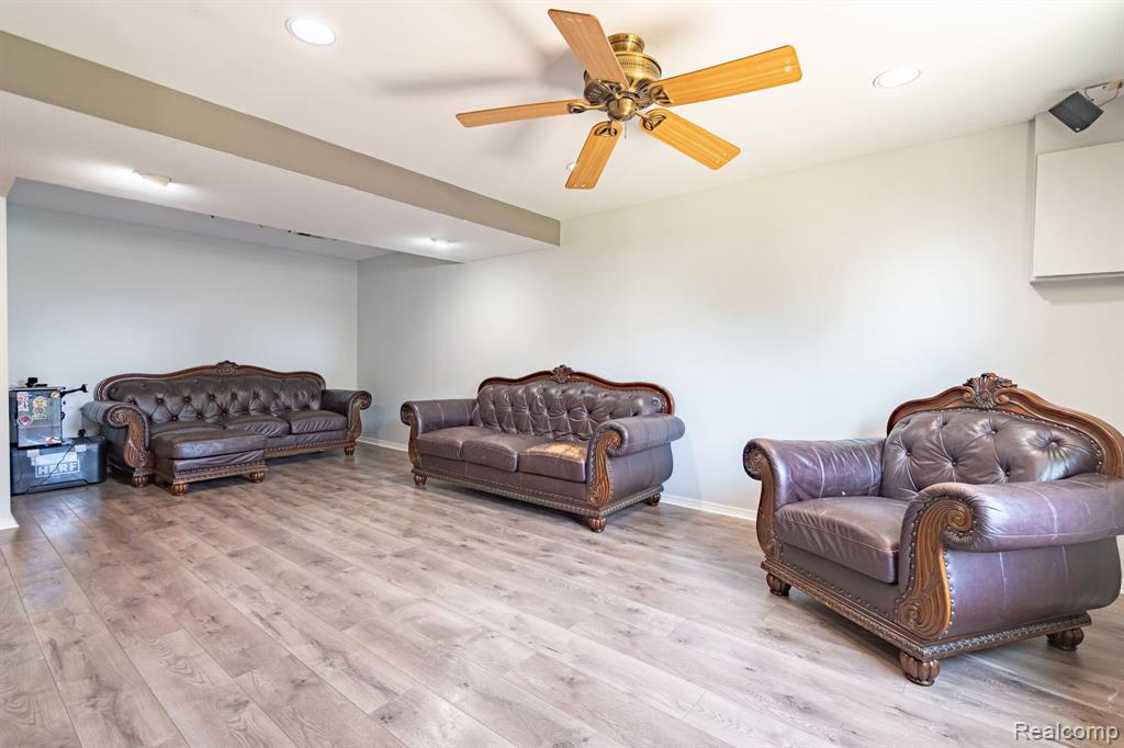 4069 Loch Drive, Highland, MI — Photo 21