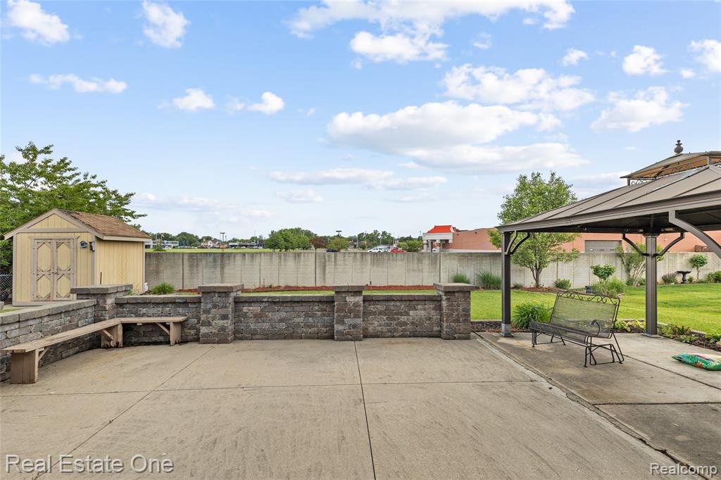 17300 Timothy Drive, Southgate, MI 48195 — Photo 52
