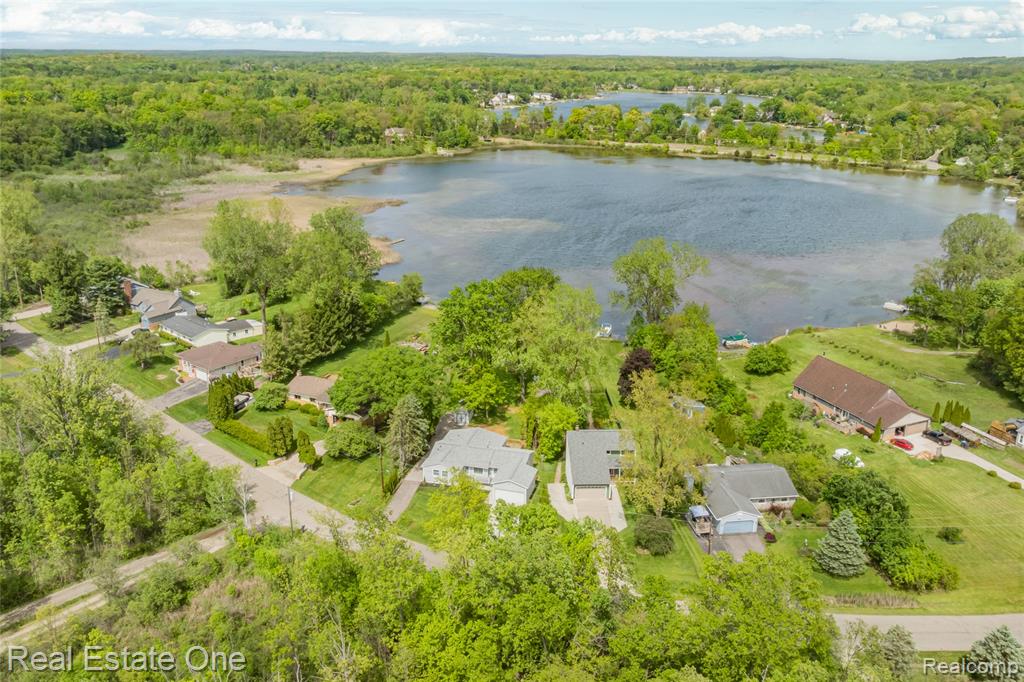 9503 Edward Drive, Brighton, MI 48114 — Photo 64