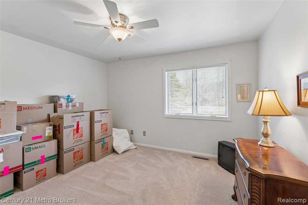 5464 N Seymour Road, Flushing, MI 48433 — Photo 28