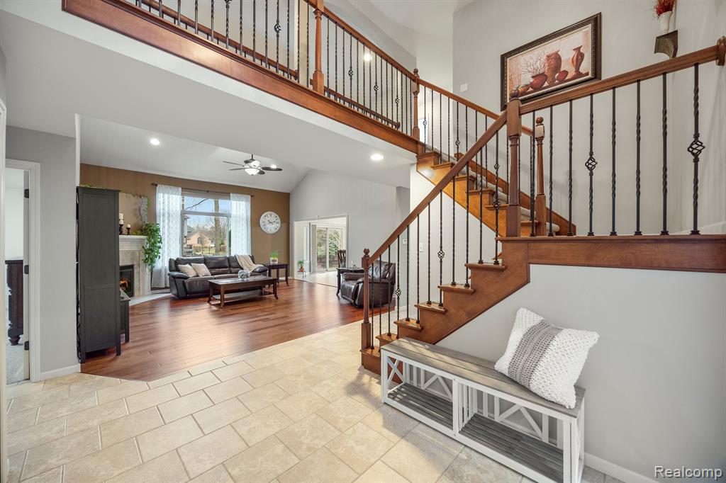54652 White Spruce Lane, Shelby Twp, MI 48315 — Photo 6