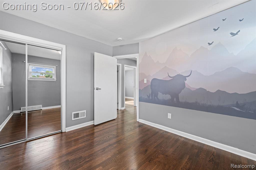 8950 Brentwood Street, Livonia, MI 48150 — Photo 15