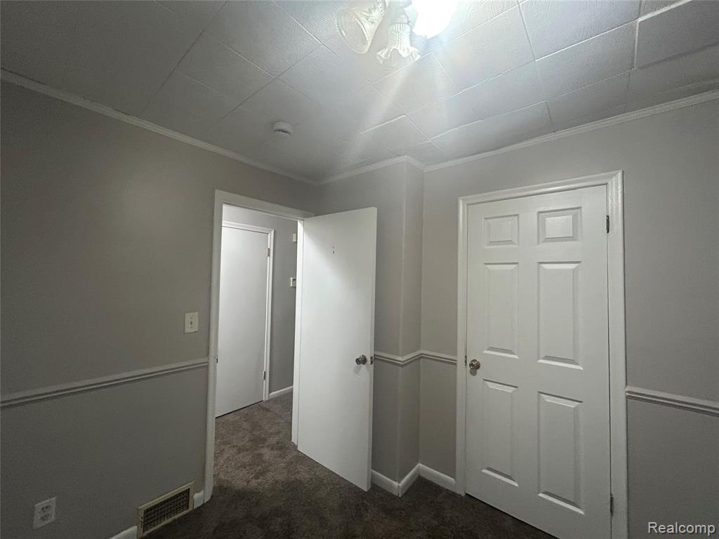 16121 Salem Street, Detroit, MI 48219 — Photo 10
