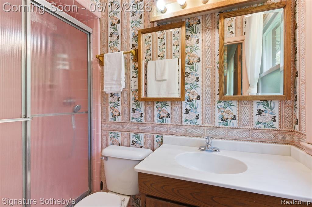 6344 Campus Drive, Dearborn Heights, MI 48127 — Photo 19