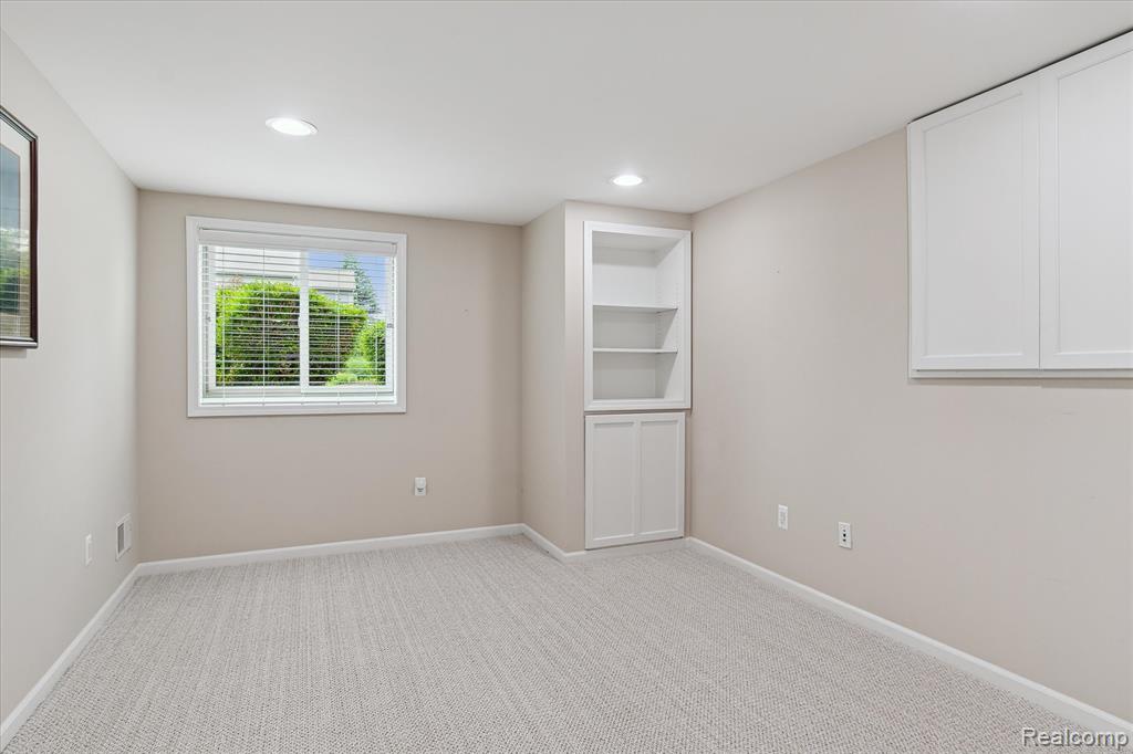 47141 Merion Circle, Northville, MI 48168 — Photo 51