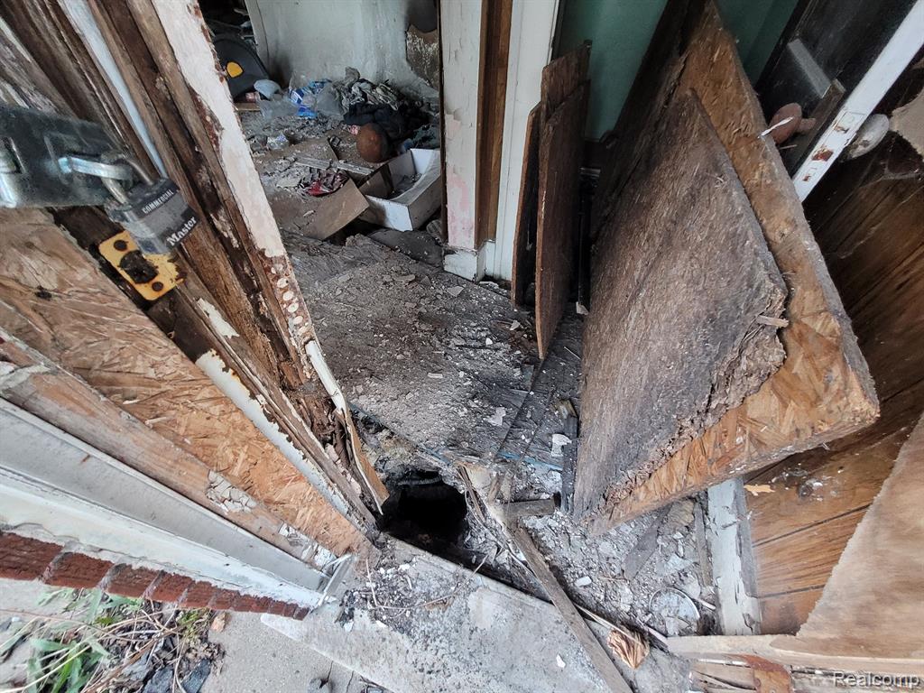 4824 CORTLAND Street, Detroit, MI 48204 — Photo 7