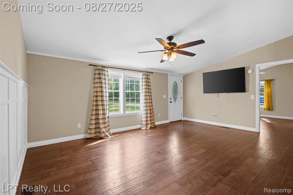 6271 E Potter Road, Davison, MI 48423 — Photo 5