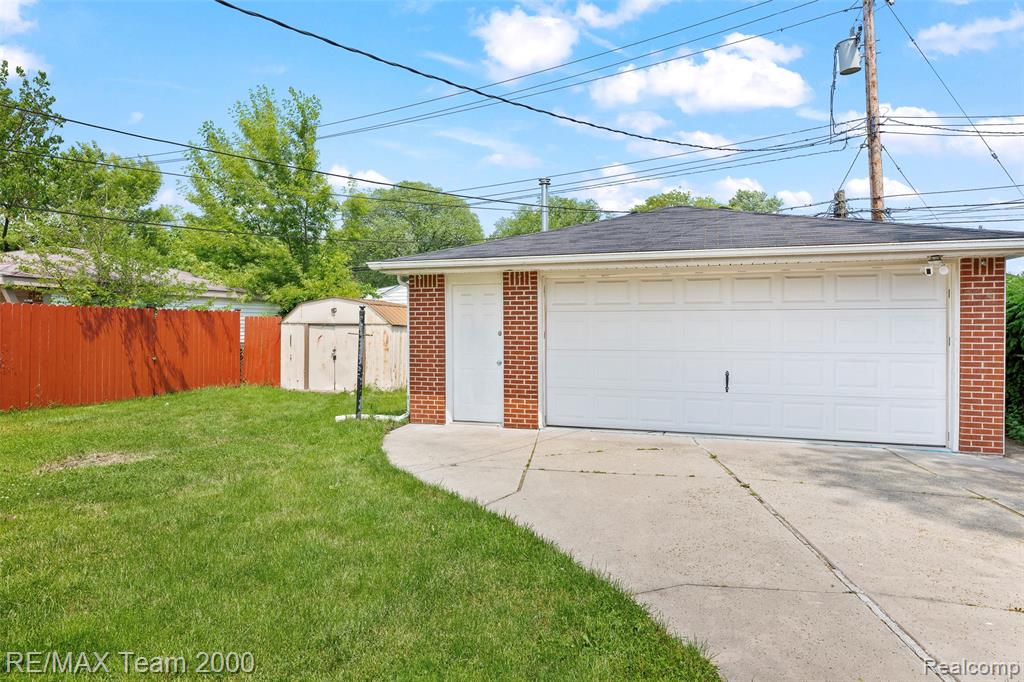 6442 Arcola Street, Garden City, MI — Photo 6