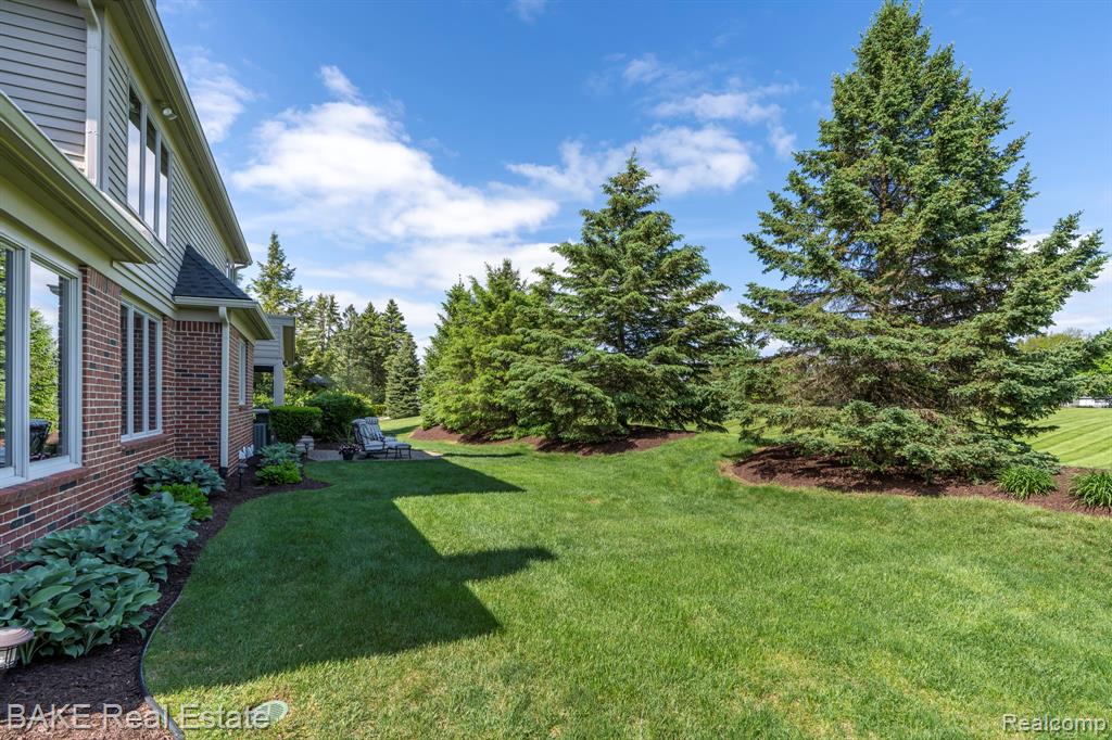 966 McDonald Drive, Northville, MI 48167 — Photo 8