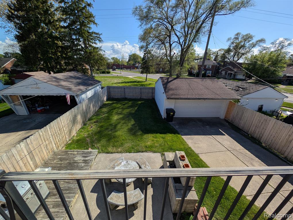 9864 E OUTER Drive, Detroit, MI 48224 — Photo 5