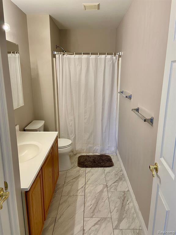 936 LIGHTHOUSE Drive, Marysville, MI 48040 — Photo 20