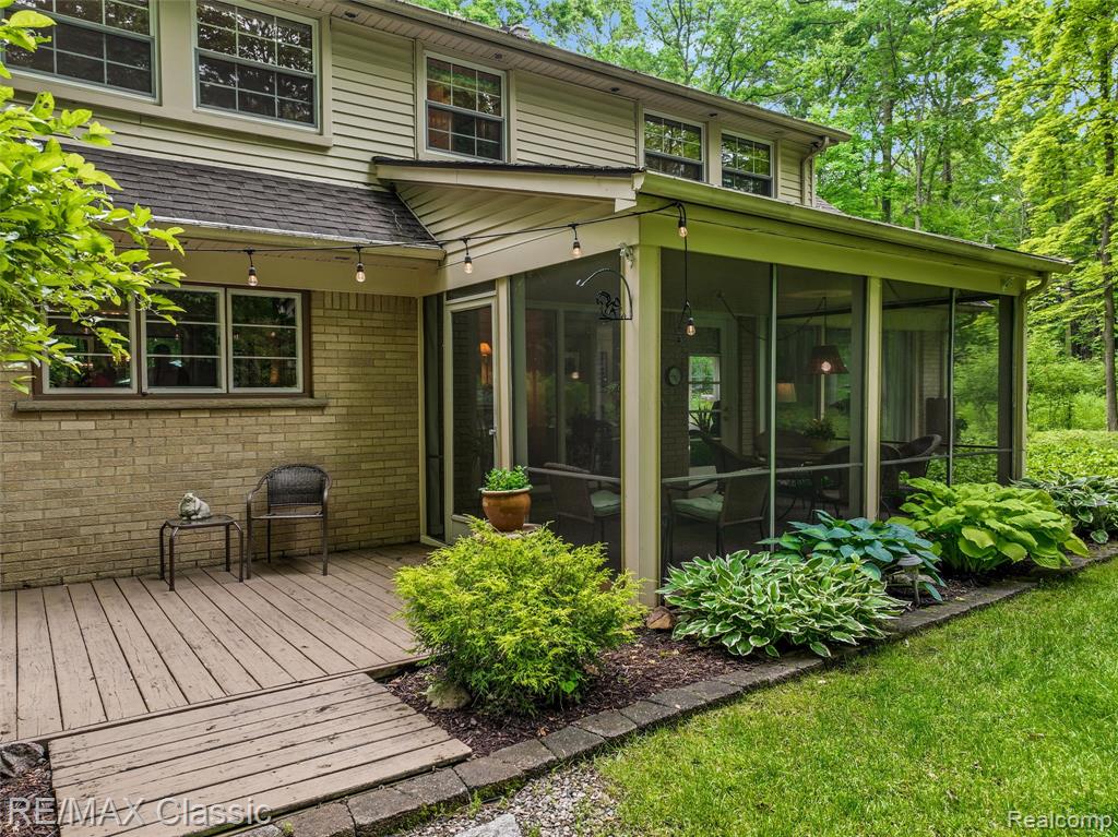 45100 Thornapple Lane, Northville, MI 48168 — Photo 39