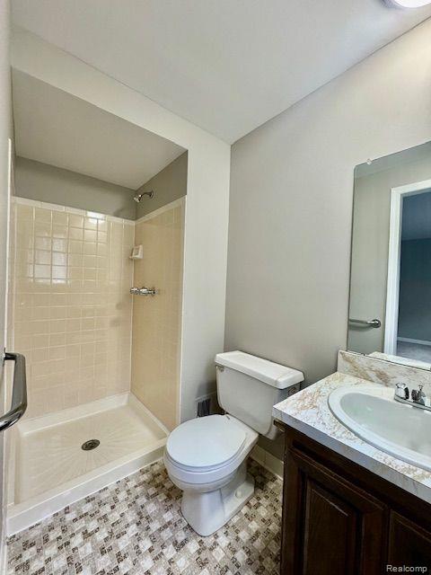 4777 HEIDI Drive, Sterling Heights, MI 48310 — Photo 17