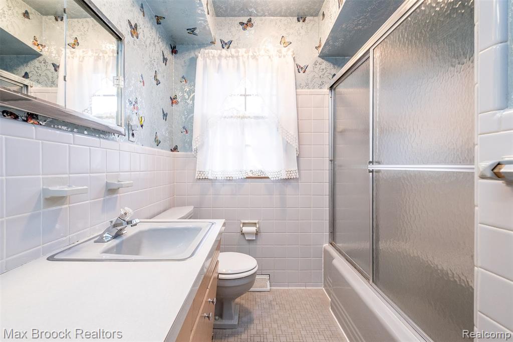 138 S Cranbrook Cross Road, Bloomfield Hills, MI 48301 — Photo 21