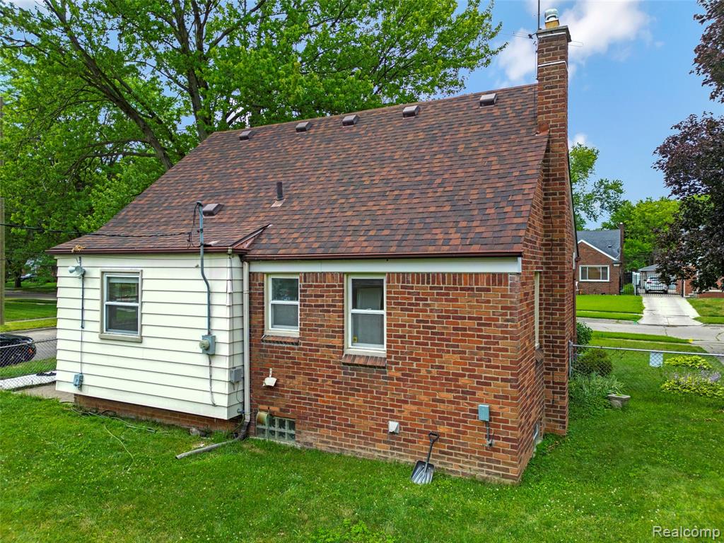 12000 Bramell, Redford, MI 48239 — Photo 5