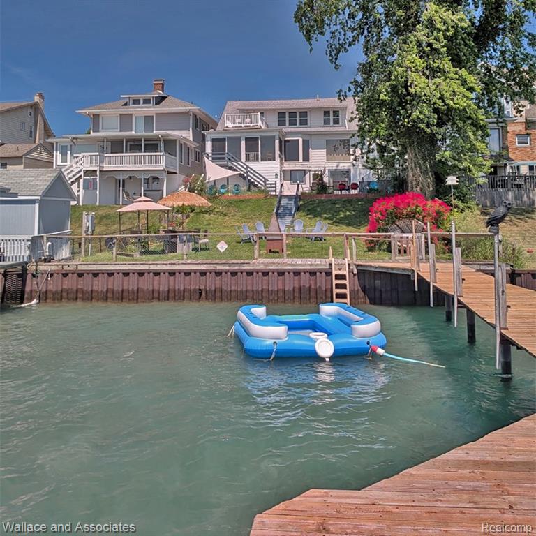 2712 Military Street, Port Huron, MI 48060