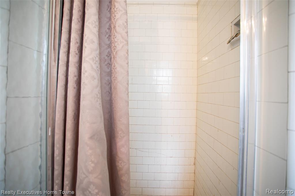 18244 Parkside Street, Detroit, MI 48221 — Photo 39