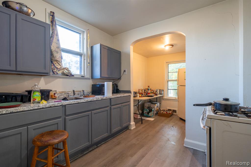 6230 Oldtown Street, Detroit, MI 48224 — Photo 8