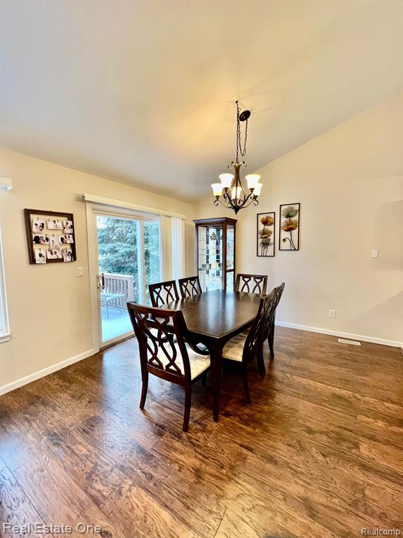240 WINDING BROOK, 104, Commerce Twp, MI 48390 — Photo 14