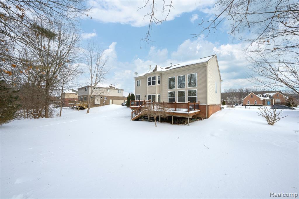 9623 Windsor Lane, Clarkston, MI 48348 — Photo 44