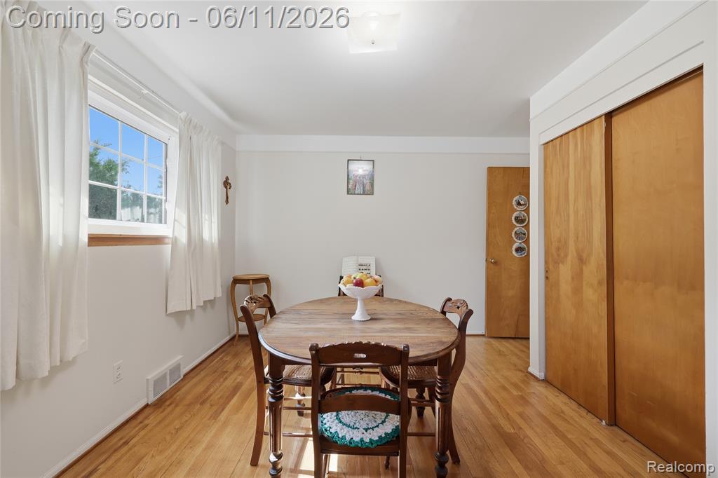 29609 Mark Avenue, Madison Heights, MI 48071 — Photo 24