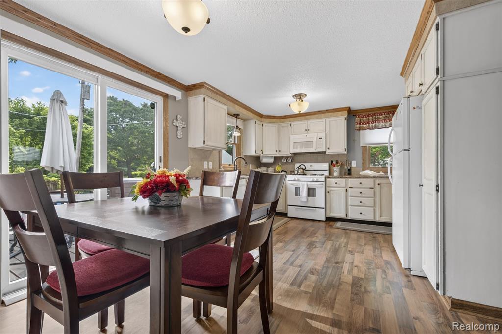 5977 Anglers Drive, Ortonville, MI 48462 — Photo 9