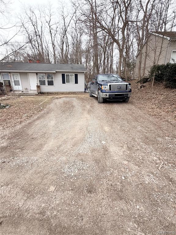 6279 Buckshore Drive Drive, Whitmore Lake, MI 48189 — Photo 4