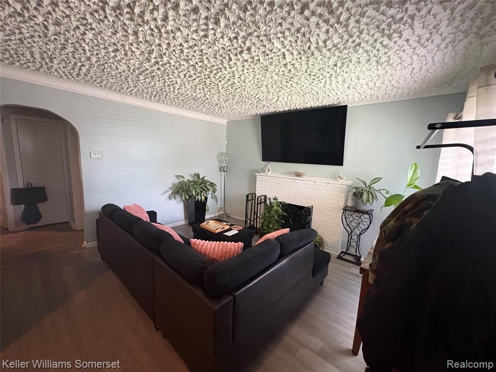 13230 Whitcomb Street - Photo 2