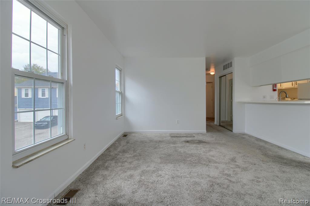 1699 Wingate Boulevard, Ypsilanti, MI 48198 — Photo 16