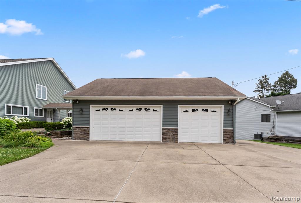 6628 Longworth Drive, Waterford, MI — Photo 27