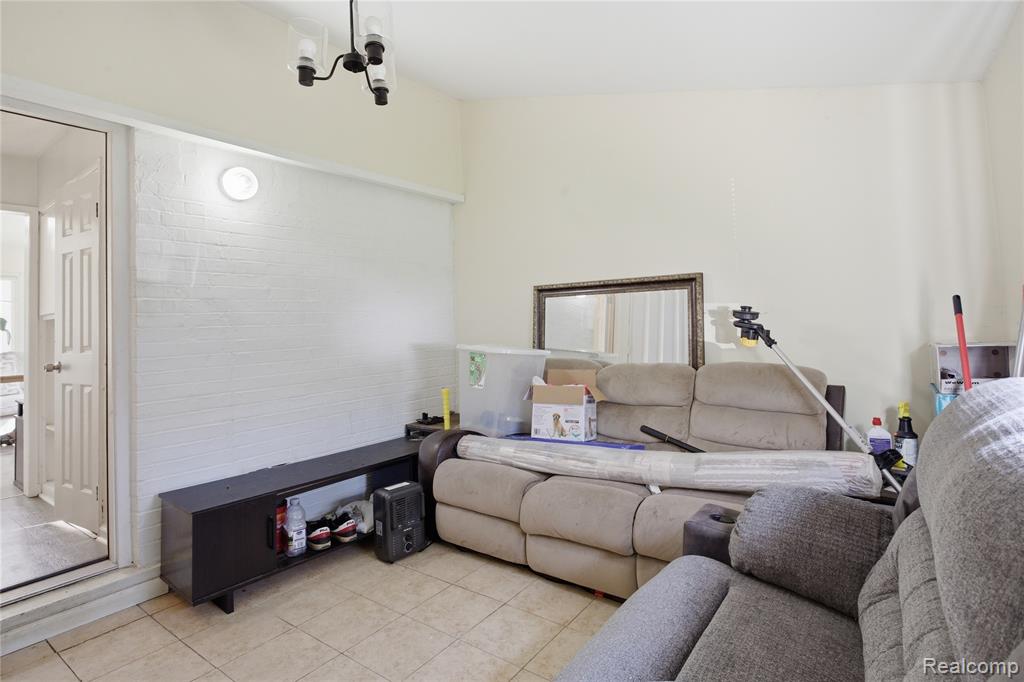 16240 Manning Street, Detroit, MI 48205 — Photo 12