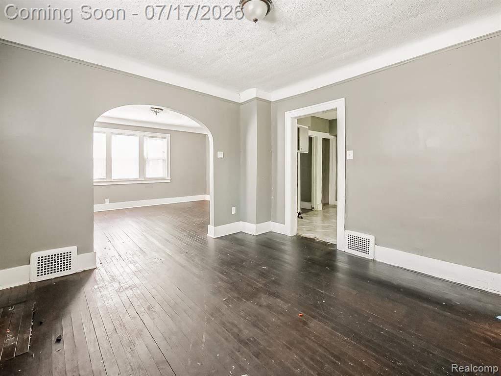 6873 Grandville Avenue, Detroit, MI 48228 — Photo 5