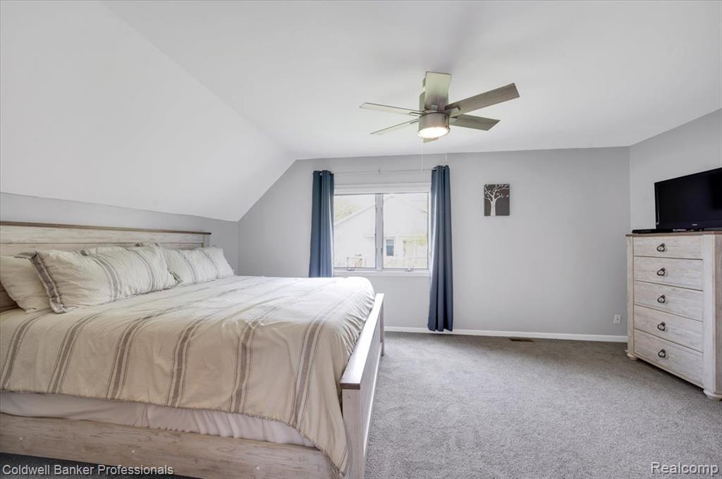 715 Eagle Hill, Ortonville, MI 48462 — Photo 18