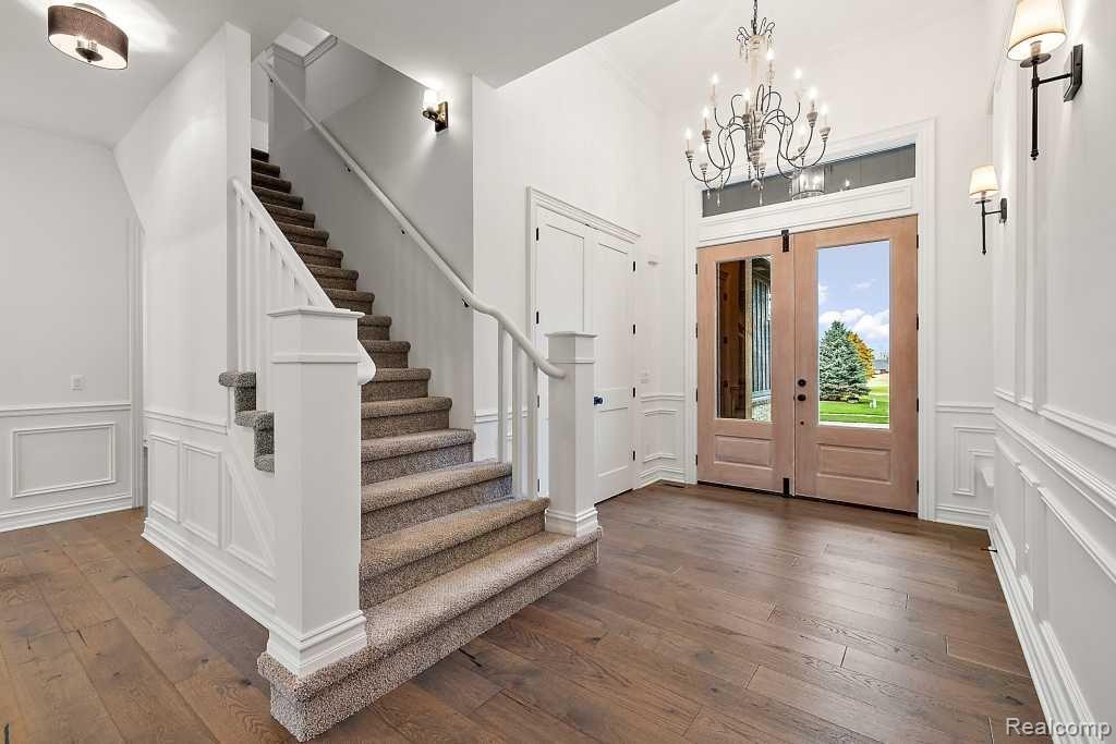 7158 SAWGRASS Drive, Washington, MI — Photo 4