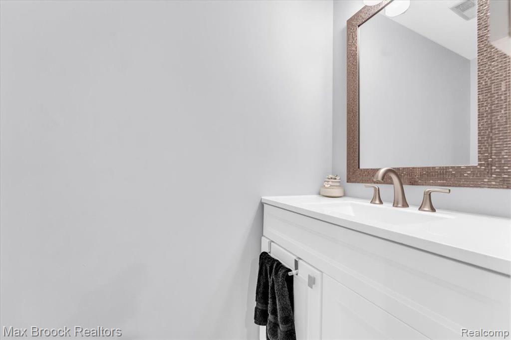 19413 Althea Court, Northville, MI 48167 — Photo 21